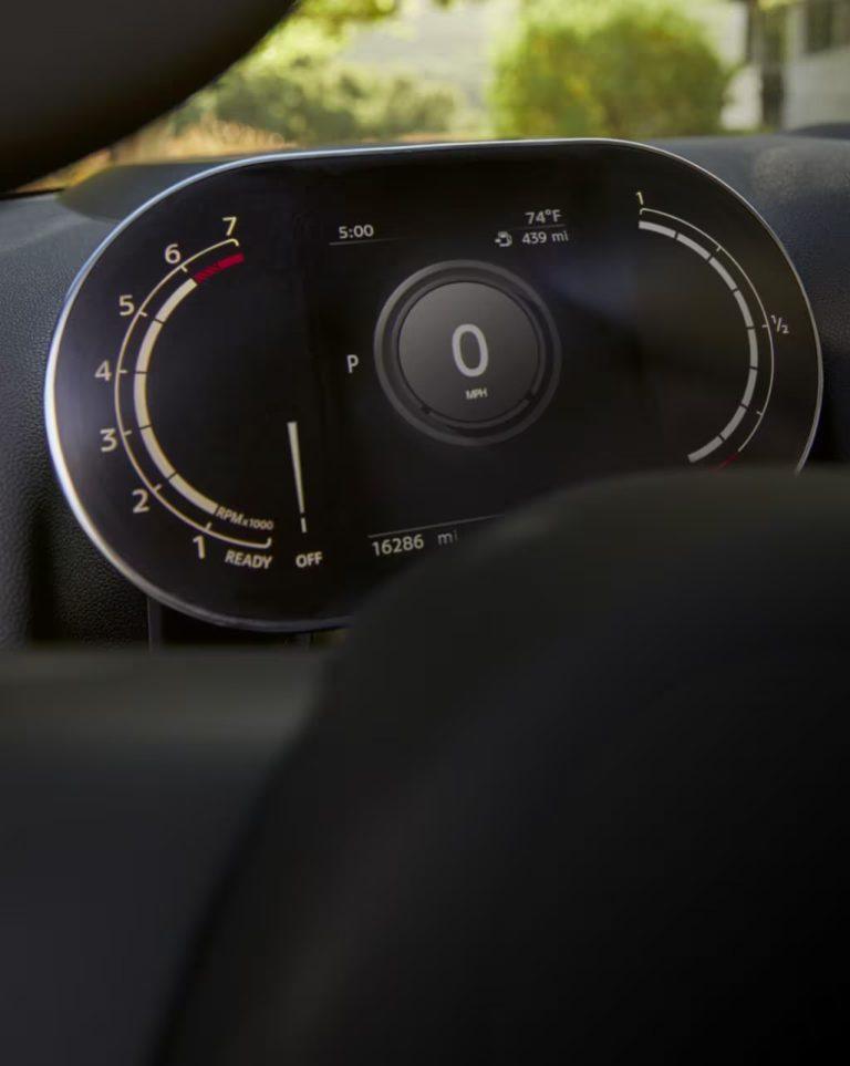 MINI-USA-Countryman-Interior-4-v3-768x963