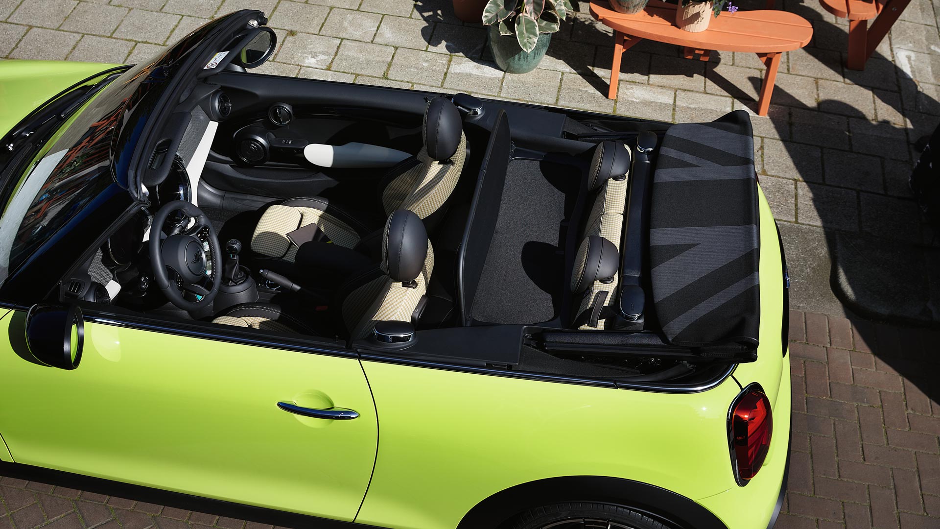 mini-f57-hotspot-soft-top